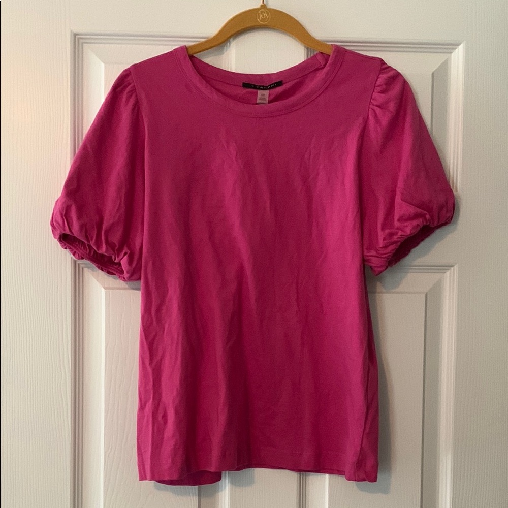 🌻 NWT Tahari Pink Puff Sleeve Relaxed Tee